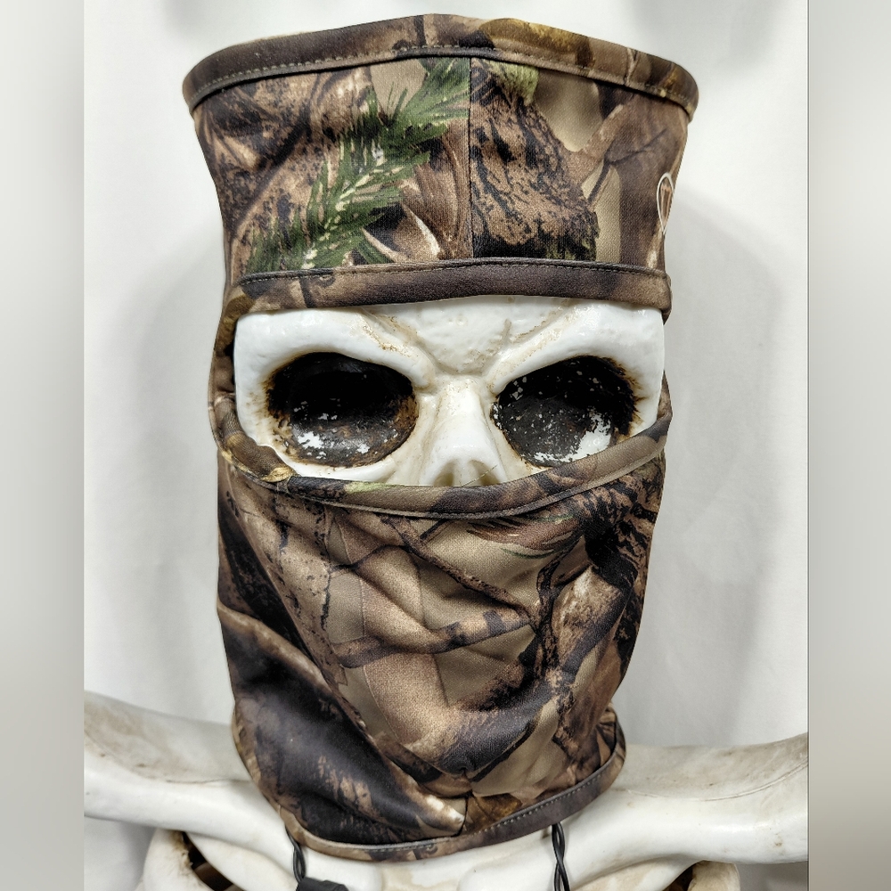 Realtree Camouflage Balaclava No Scent Technology Pullover Snood
